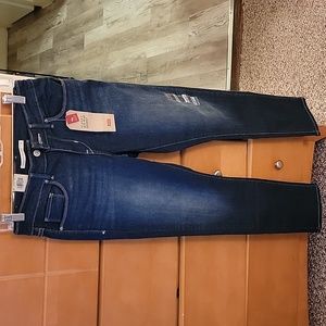 LEVIS MID RISE SKINNY JEANS size 6 LADIES